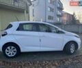 Белый Рено Зое, объемом двигателя 0 л и пробегом 48 тыс. км за 10950 $, фото 10 на Automoto.ua