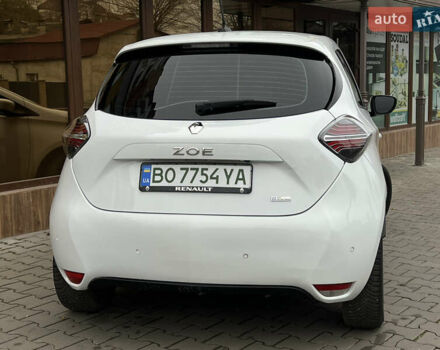 Белый Рено Зое, объемом двигателя 0 л и пробегом 31 тыс. км за 11999 $, фото 19 на Automoto.ua