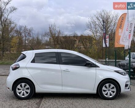 Белый Рено Зое, объемом двигателя 0 л и пробегом 44 тыс. км за 12499 $, фото 21 на Automoto.ua