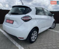 Белый Рено Зое, объемом двигателя 0 л и пробегом 9 тыс. км за 12800 $, фото 20 на Automoto.ua