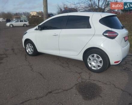 Білий Рено Зое, об'ємом двигуна 0 л та пробігом 39 тис. км за 13700 $, фото 7 на Automoto.ua