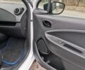 Белый Рено Зое, объемом двигателя 0 л и пробегом 63 тыс. км за 12902 $, фото 8 на Automoto.ua
