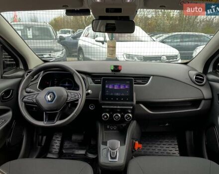 Белый Рено Зое, объемом двигателя 0 л и пробегом 44 тыс. км за 12499 $, фото 37 на Automoto.ua