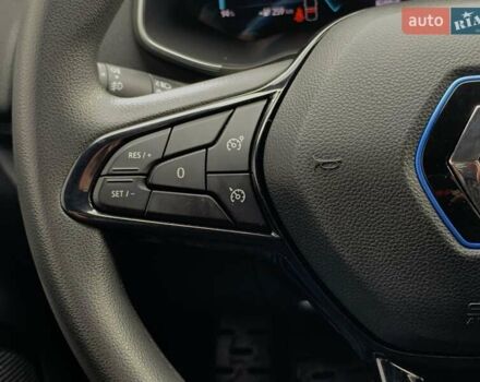 Белый Рено Зое, объемом двигателя 0 л и пробегом 44 тыс. км за 12499 $, фото 41 на Automoto.ua