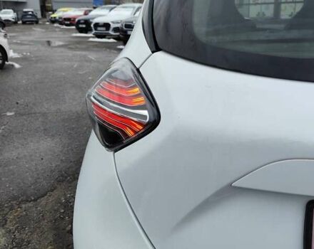 Рено Зое 2020 в Киеве на Automoto.ua Белый Рено Зое, объемом двигателя 0 л и пробегом 112 тыс. км за 13333 $, фото 23 на Automoto.ua