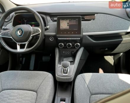 Белый Рено Зое, объемом двигателя 0 л и пробегом 62 тыс. км за 13800 $, фото 13 на Automoto.ua