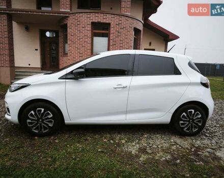 Білий Рено Зое, об'ємом двигуна 0 л та пробігом 98 тис. км за 10950 $, фото 24 на Automoto.ua