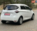 Белый Рено Зое, объемом двигателя 0 л и пробегом 28 тыс. км за 12500 $, фото 13 на Automoto.ua