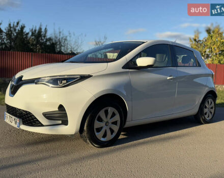 Рено Зое 2020 в Тернополе на Automoto.ua Белый Рено Зое, объемом двигателя 0 л и пробегом 26 тыс. км за 12600 $, фото 1 на Automoto.ua
