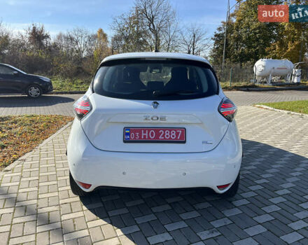 Белый Рено Зое, объемом двигателя 0 л и пробегом 56 тыс. км за 12500 $, фото 3 на Automoto.ua