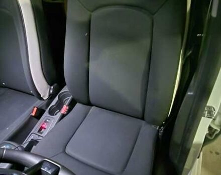 Білий Рено Зое, об'ємом двигуна 0 л та пробігом 35 тис. км за 12300 $, фото 2 на Automoto.ua