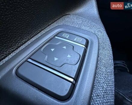 Белый Рено Зое, объемом двигателя 0 л и пробегом 83 тыс. км за 11999 $, фото 37 на Automoto.ua