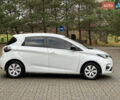 Белый Рено Зое, объемом двигателя 0 л и пробегом 28 тыс. км за 12500 $, фото 16 на Automoto.ua