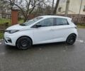 Белый Рено Зое, объемом двигателя 0 л и пробегом 28 тыс. км за 11800 $, фото 1 на Automoto.ua