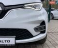 Белый Рено Зое, объемом двигателя 0 л и пробегом 44 тыс. км за 12499 $, фото 6 на Automoto.ua
