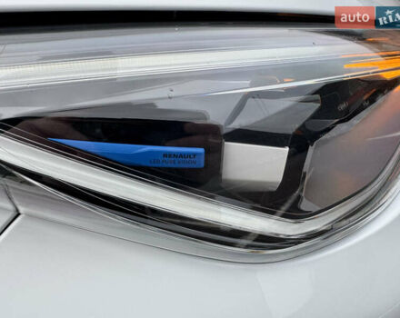 Белый Рено Зое, объемом двигателя 0 л и пробегом 97 тыс. км за 11900 $, фото 14 на Automoto.ua
