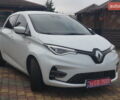 Белый Рено Зое, объемом двигателя 0 л и пробегом 122 тыс. км за 13000 $, фото 4 на Automoto.ua