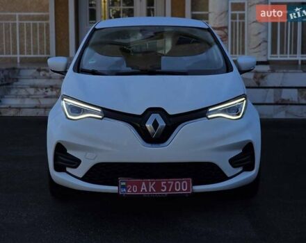 Белый Рено Зое, объемом двигателя 0 л и пробегом 85 тыс. км за 12999 $, фото 5 на Automoto.ua