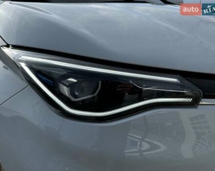 Белый Рено Зое, объемом двигателя 0 л и пробегом 124 тыс. км за 13200 $, фото 12 на Automoto.ua