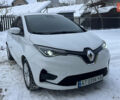 Белый Рено Зое, объемом двигателя 0 л и пробегом 57 тыс. км за 12100 $, фото 2 на Automoto.ua