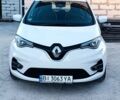 Белый Рено Зое, объемом двигателя 0 л и пробегом 105 тыс. км за 13600 $, фото 1 на Automoto.ua