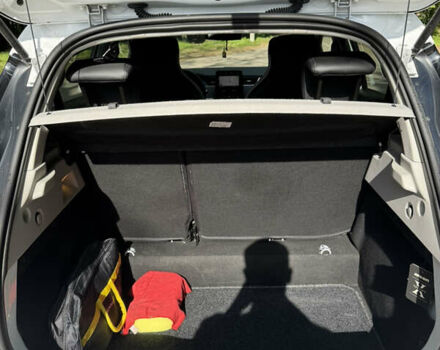 Белый Рено Зое, объемом двигателя 0 л и пробегом 74 тыс. км за 13499 $, фото 10 на Automoto.ua