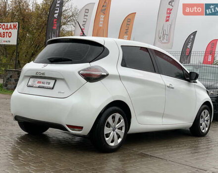 Белый Рено Зое, объемом двигателя 0 л и пробегом 47 тыс. км за 12499 $, фото 12 на Automoto.ua