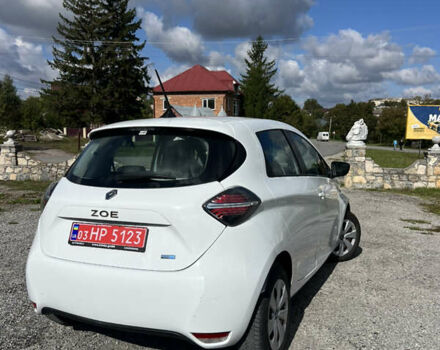 Белый Рено Зое, объемом двигателя 0 л и пробегом 67 тыс. км за 12300 $, фото 5 на Automoto.ua