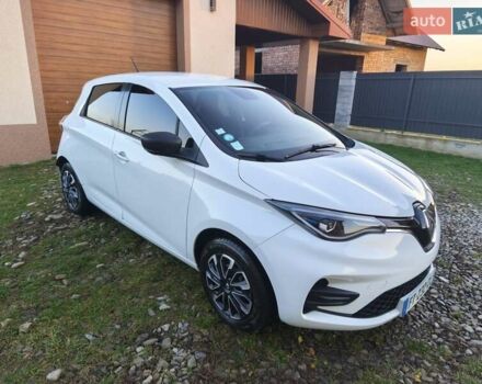 Белый Рено Зое, объемом двигателя 0 л и пробегом 98 тыс. км за 10950 $, фото 20 на Automoto.ua