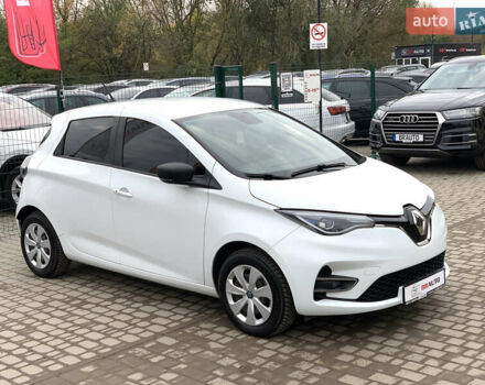 Белый Рено Зое, объемом двигателя 0 л и пробегом 25 тыс. км за 12499 $, фото 6 на Automoto.ua