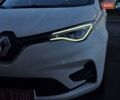 Белый Рено Зое, объемом двигателя 0 л и пробегом 85 тыс. км за 12999 $, фото 37 на Automoto.ua