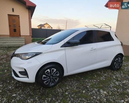 Білий Рено Зое, об'ємом двигуна 0 л та пробігом 98 тис. км за 10950 $, фото 4 на Automoto.ua