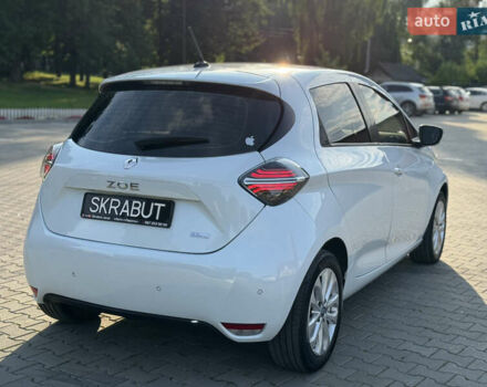 Белый Рено Зое, объемом двигателя 0 л и пробегом 72 тыс. км за 12450 $, фото 7 на Automoto.ua