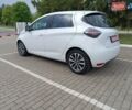 Белый Рено Зое, объемом двигателя 0 л и пробегом 73 тыс. км за 12450 $, фото 5 на Automoto.ua