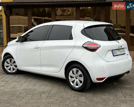 Белый Рено Зое, объемом двигателя 0 л и пробегом 31 тыс. км за 11999 $, фото 14 на Automoto.ua