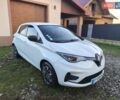 Белый Рено Зое, объемом двигателя 0 л и пробегом 98 тыс. км за 10950 $, фото 21 на Automoto.ua