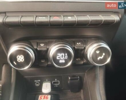 Білий Рено Зое, об'ємом двигуна 0 л та пробігом 39 тис. км за 13700 $, фото 14 на Automoto.ua