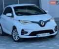 Белый Рено Зое, объемом двигателя 0 л и пробегом 99 тыс. км за 12950 $, фото 1 на Automoto.ua
