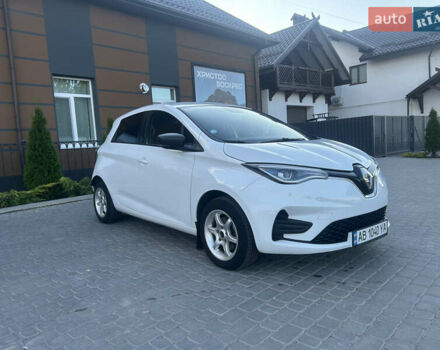 Белый Рено Зое, объемом двигателя 0 л и пробегом 65 тыс. км за 12500 $, фото 4 на Automoto.ua
