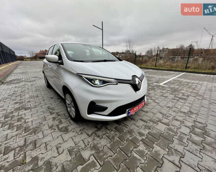 Белый Рено Зое, объемом двигателя 0 л и пробегом 55 тыс. км за 13300 $, фото 3 на Automoto.ua