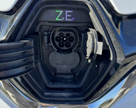 Рено Зое 2020 в Владимир-Волынский на Automoto.ua Белый Рено Зое, объемом двигателя 0 л и пробегом 55 тыс. км за 12000 $, фото 28 на Automoto.ua