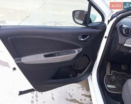 Рено Зое 2020 в Ходорів на Automoto.ua Белый Рено Зое, объемом двигателя 0 л и пробегом 46 тыс. км за 12800 $, фото 29 на Automoto.ua