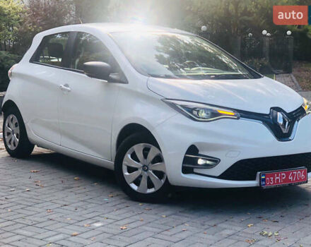 Белый Рено Зое, объемом двигателя 0 л и пробегом 38 тыс. км за 11999 $, фото 25 на Automoto.ua