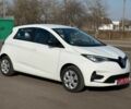 Белый Рено Зое, объемом двигателя 0 л и пробегом 170 тыс. км за 10450 $, фото 2 на Automoto.ua