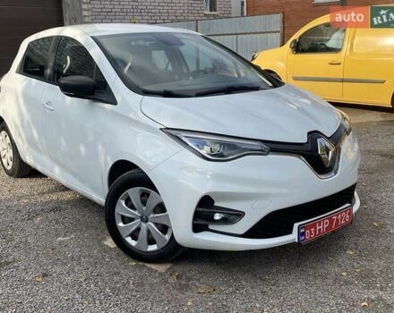 Белый Рено Зое, объемом двигателя 0 л и пробегом 65 тыс. км за 11900 $, фото 2 на Automoto.ua