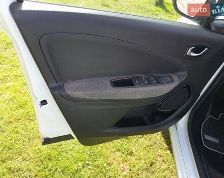 Рено Зое 2020 в Ходорів на Automoto.ua Белый Рено Зое, объемом двигателя 0 л и пробегом 46 тыс. км за 12800 $, фото 14 на Automoto.ua