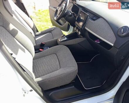 Рено Зое 2020 в Ходорів на Automoto.ua Белый Рено Зое, объемом двигателя 0 л и пробегом 46 тыс. км за 12800 $, фото 1 на Automoto.ua