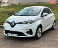 Белый Рено Зое, объемом двигателя 0 л и пробегом 62 тыс. км за 13800 $, фото 1 на Automoto.ua