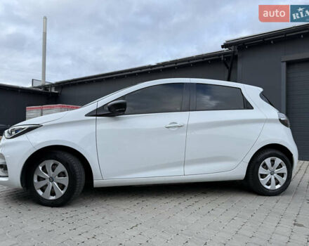 Белый Рено Зое, объемом двигателя 0 л и пробегом 36 тыс. км за 12900 $, фото 15 на Automoto.ua