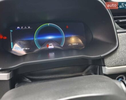 Белый Рено Зое, объемом двигателя 0 л и пробегом 59 тыс. км за 13200 $, фото 31 на Automoto.ua